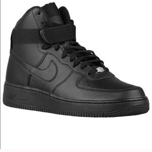 Air Force 1 Nike black high top sneaker